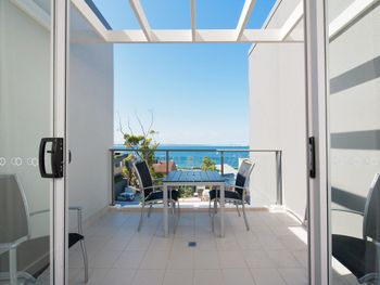 The Shoal Apartments Unit 506 / 4 8 Bullecourt Street - Darwin Holiday 4