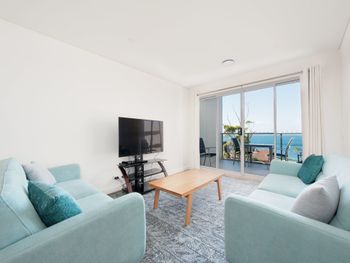 The Shoal Apartments Unit 506 / 4 8 Bullecourt Street - Darwin Holiday 6