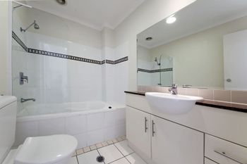 Barrington 709 / 35 45 Shoal Bay Road - Darwin Holiday 6