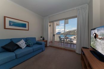 Barrington 709 / 35 45 Shoal Bay Road - Darwin Holiday 3
