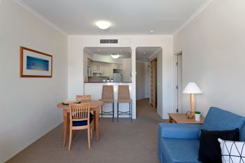 Barrington 709 / 35 45 Shoal Bay Road - Darwin Holiday 2