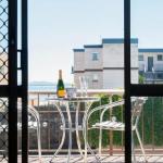 1 BAHIA 47 RONALD AVE â€“ GREAT LOCATION WITH FILTERED WATER VIEWS - Darwin Holiday 0