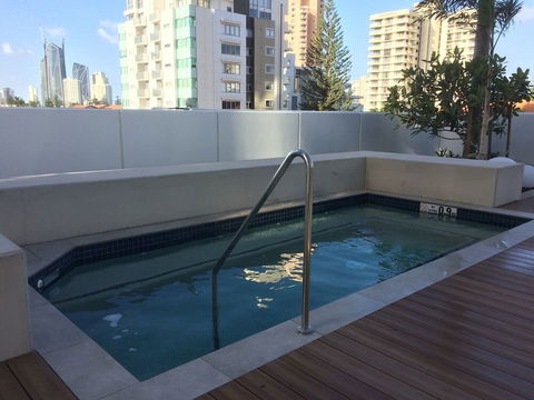Gold Coast Broadbeach Holiday 2bed2bath Walk To Beach+parking Qbr004 - Darwin Holiday 3