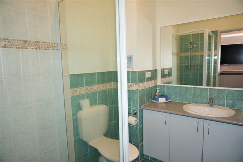 Ningaloo Breeze Villa 6 - Darwin Holiday 4