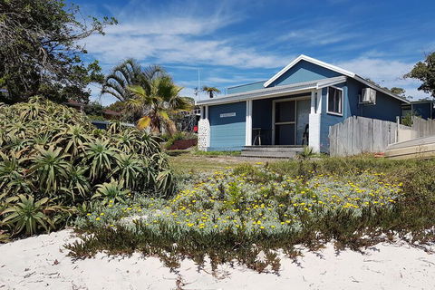 At The Beach Cottages - Darwin Holiday 3