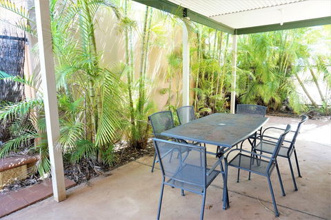 Ningaloo Breeze Villa 8 - Darwin Holiday 0