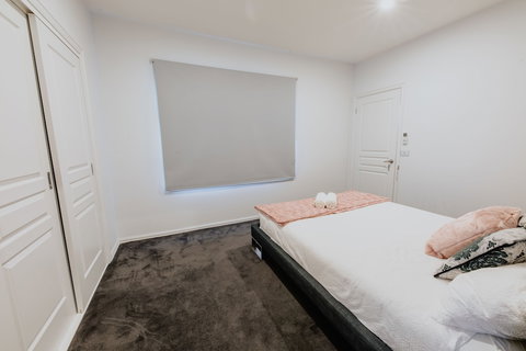 114glen Manor 1 - Darwin Holiday 5