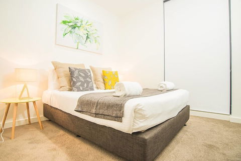 Modern And Chic Apartment Next To Parramatta Station - Darwin Holiday 3