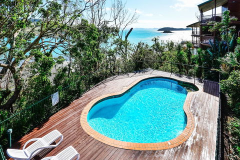 Casuarina Cove 16 Ocean View Deluxe Refurbished 3 Bedroom House Near Marina With Golf Buggy - Darwin Holiday 2