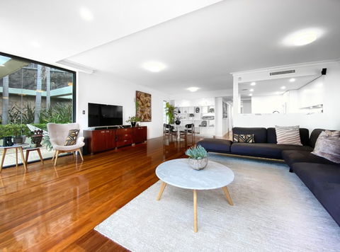 BELLEVUE GARDEN OASIS-hosted By L'Abode - Darwin Holiday 5
