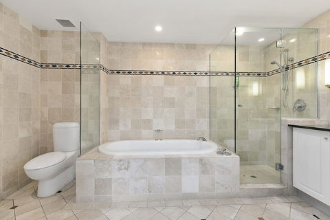 Perfect Location In Hastings Street Unit 134 Laguna On Hastings 32 Hastings Street - Darwin Holiday 3