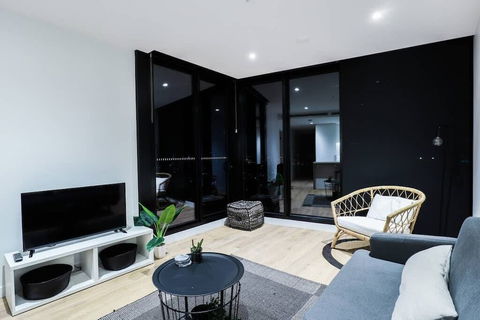 FV Apartments - Darwin Holiday 4