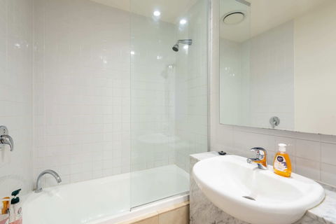 Spacious CBD Apt In The Heart Of Melbourne - Darwin Holiday 5