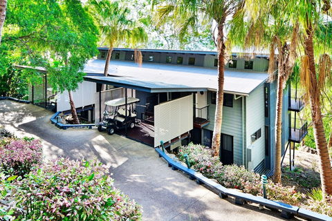 Panorama 3 Hamilton Island 2 Bedroom Ocean View Near Marina With Golf Buggy - Darwin Holiday 0