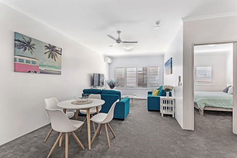 Zenith Unit 7 / 10 Messines Street - Darwin Holiday 4