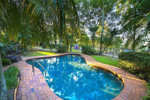 Daydream On The Greens - Darwin Holiday 1