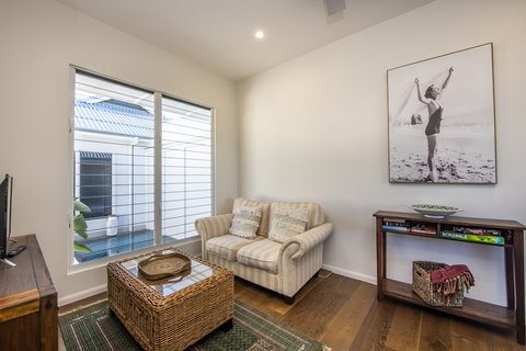 Reflections Villa 1 - Darwin Holiday 4