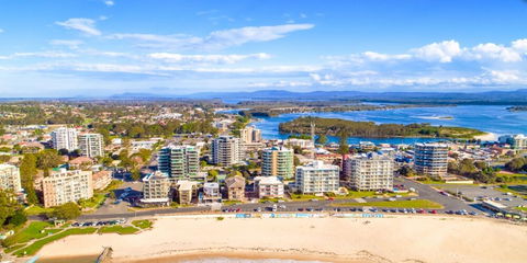 26 Wallis View - Opposite The Lake - 3 Bedroom Apartment - Sleeps 8 - Darwin Holiday 5