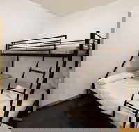 MEGAN 2BDR Melbourne Apartment - Darwin Holiday