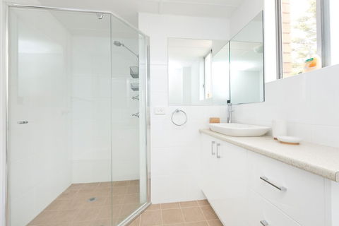 Beachpoint Unit 501 - Darwin Holiday 4