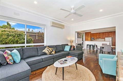 Fieldings Lair - Darwin Holiday 3