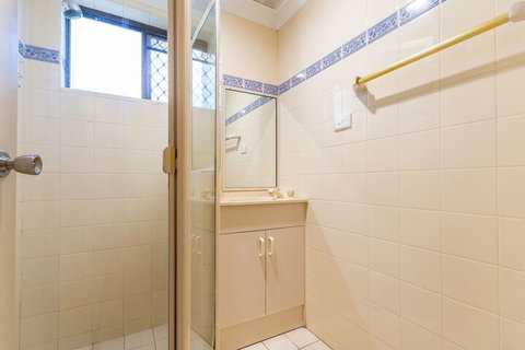 Great Views Ground Floor Unit Clearview Apartments South Esplande Bongaree - Darwin Holiday 5