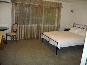 Elizabethan Lodge - Darwin Holiday 3