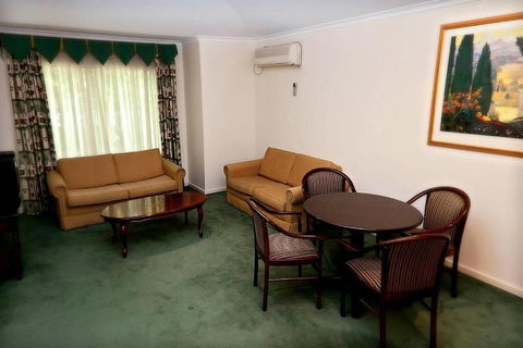 Elizabethan Lodge - Darwin Holiday 6