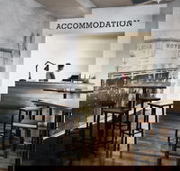 Plough Hotel - Darwin Holiday