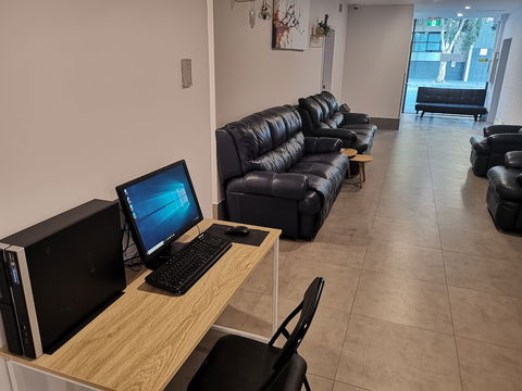 Perth 5 Backpacker Hostel - Darwin Holiday 3