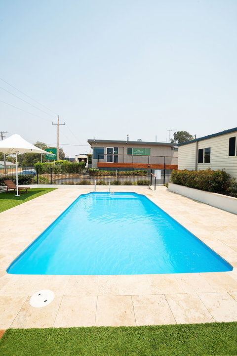 Crestview Tourist Park - Darwin Holiday 3