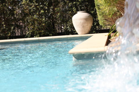 Springfield Lakes Boutique Hotel - Darwin Holiday 5