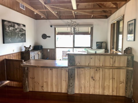 Daysy Hill Country Cottages - Darwin Holiday 0