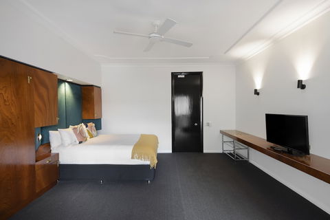 Regents Court Sydney - Darwin Holiday 6
