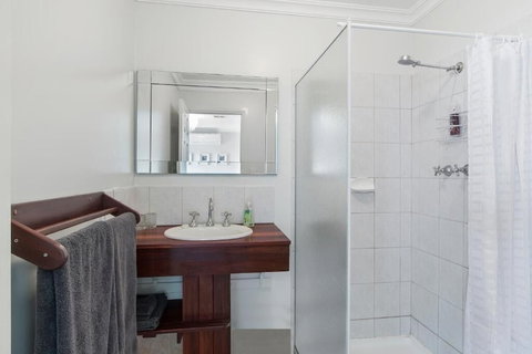 Shambhala Guesthouse - Darwin Holiday 2