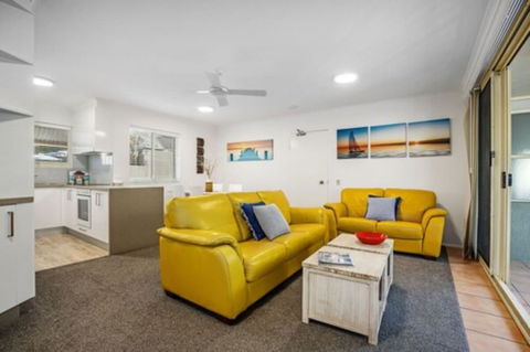 2 Hastings Street - Darwin Holiday 6