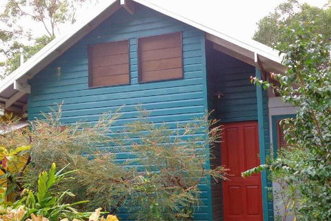 Mountain Edge Studios - Darwin Holiday 4