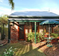 Above Bored Bed  Breakfast - Darwin Holiday