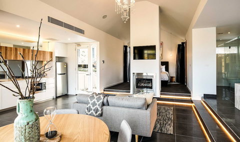 Hepburn Spa Retreat - Darwin Holiday 2