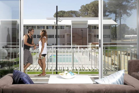 Murdoch University Village - Darwin Holiday 6