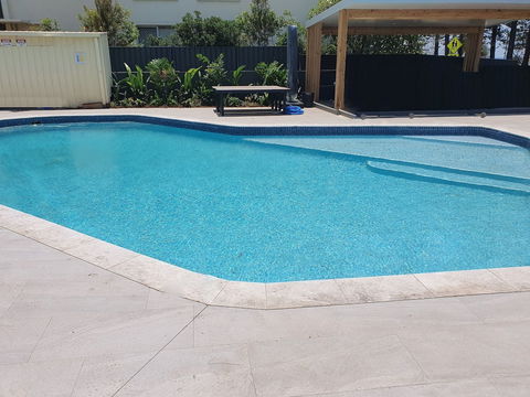 Burleigh Esplanade Apartments - Darwin Holiday 5