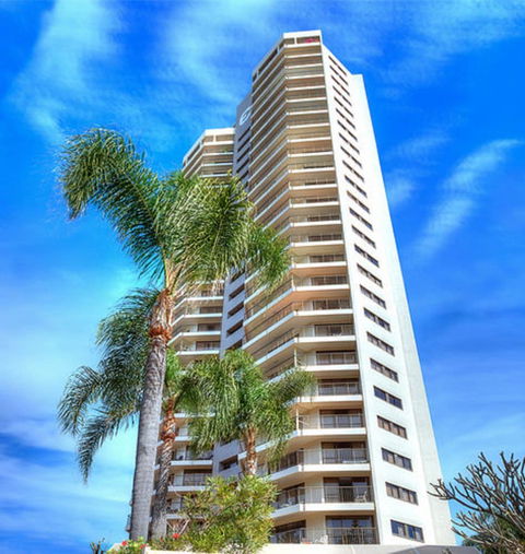 Burleigh Esplanade Apartments - Darwin Holiday 1