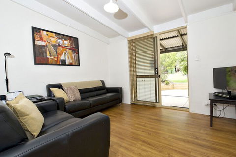 Peppermint Brook Cottages - Darwin Holiday 7