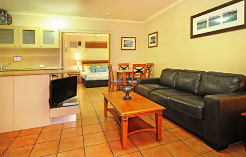 At Boathaven Bay Holiday Apartments - Darwin Holiday 4