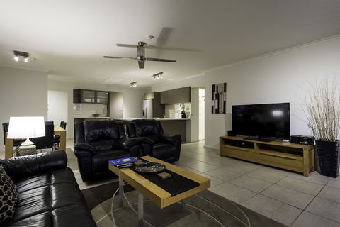 Moorings On Cavill - Darwin Holiday 3