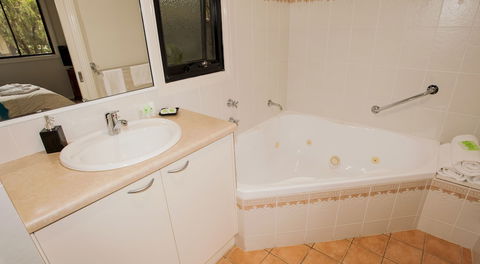 Goldfield Holiday Units - Darwin Holiday 4