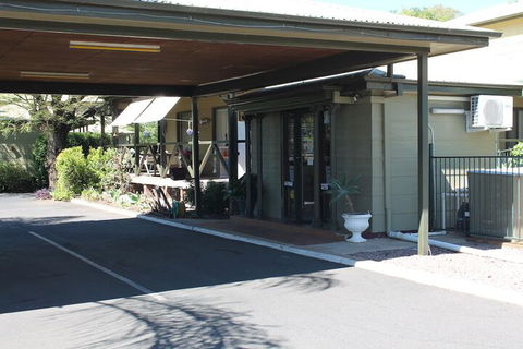 Lake Forbes Motel - Darwin Holiday 2