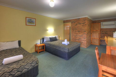 Wondai Colonial Motel - Darwin Holiday 5