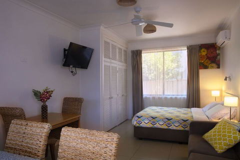 Tuncurry Motor Lodge - Darwin Holiday 7