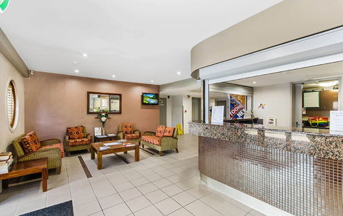 Waters Edge The Strand - Darwin Holiday 5